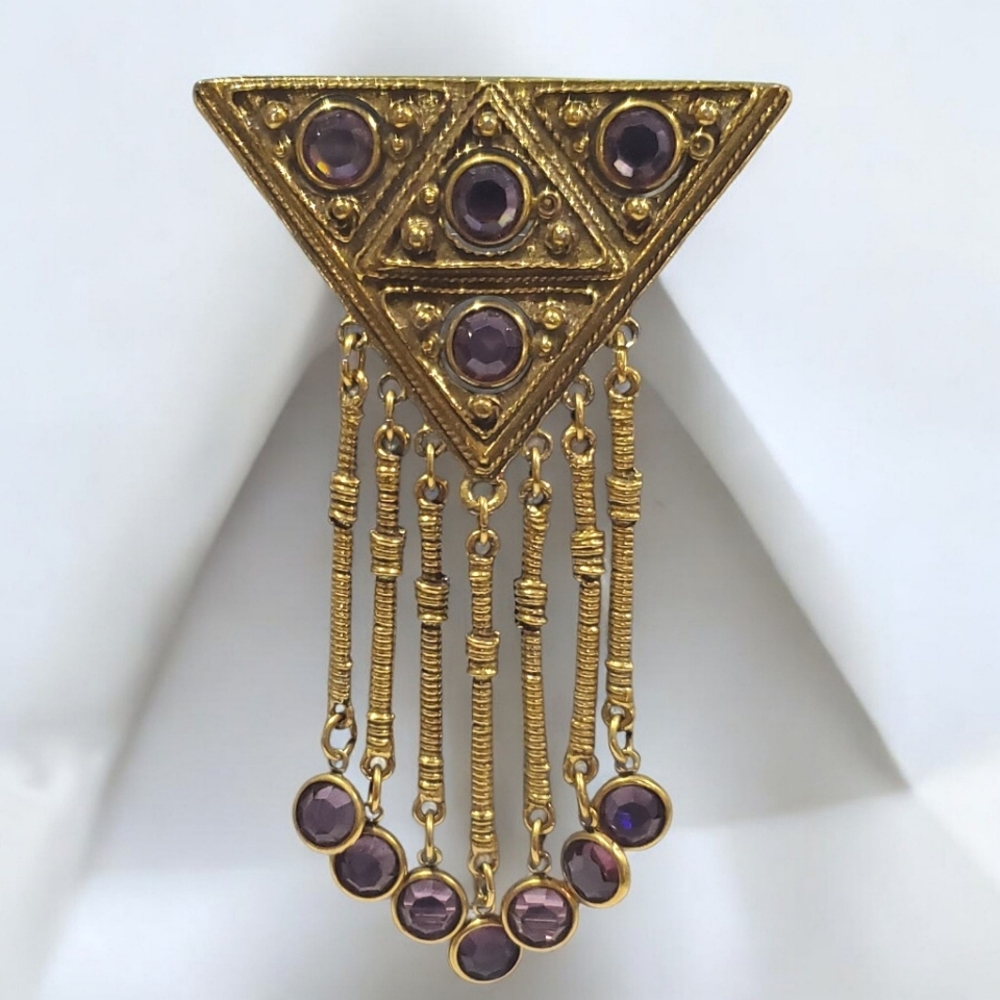 GOLDETTE Vintage Etruscan Amethyst Crystal Chicklet Dangle Brooch